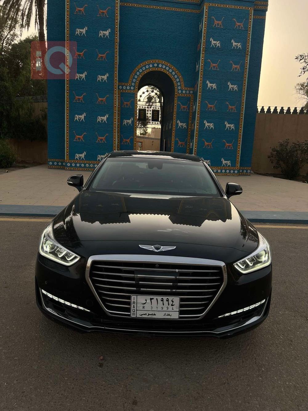 جنسس G90